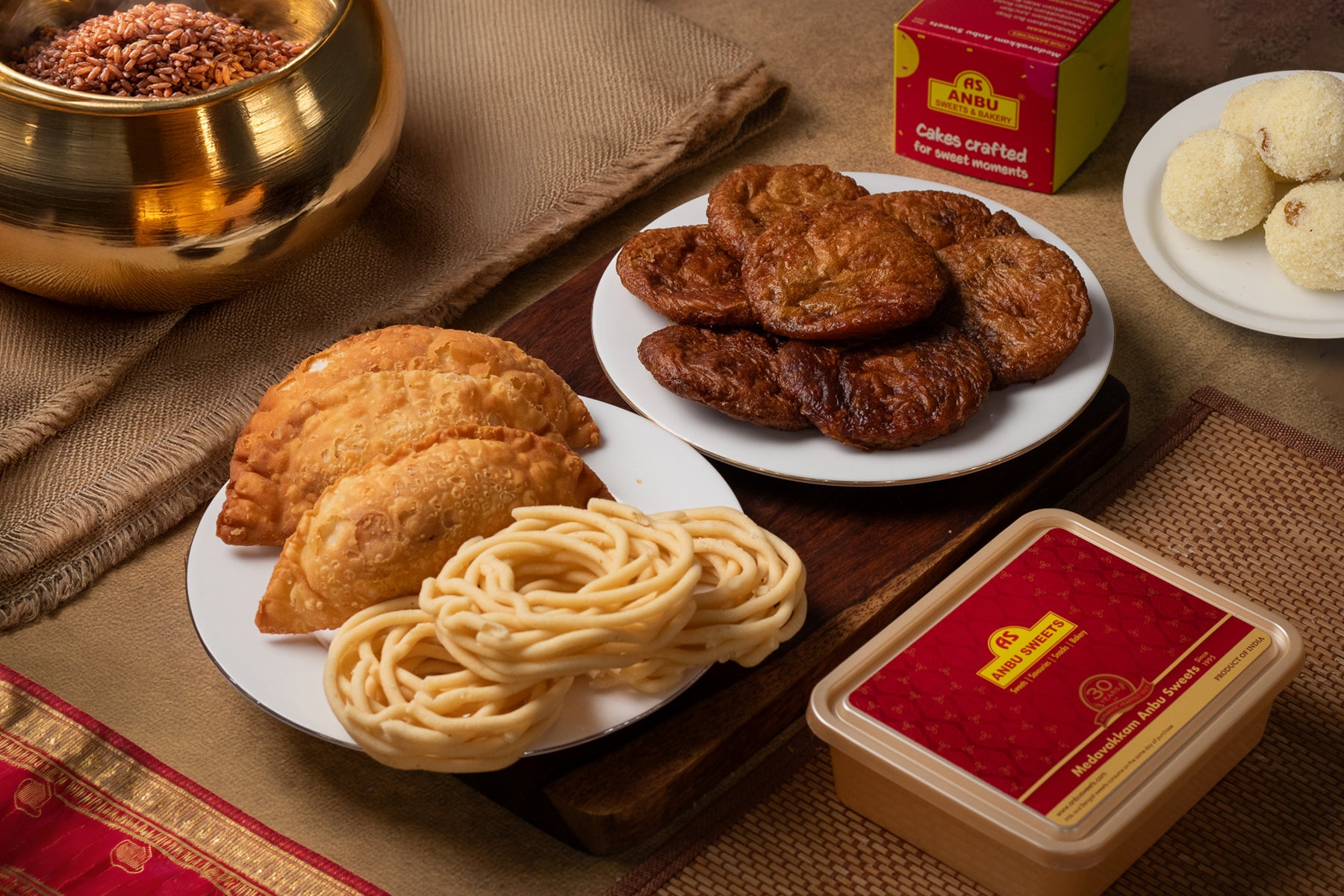 seervarisai sweets seer thattu